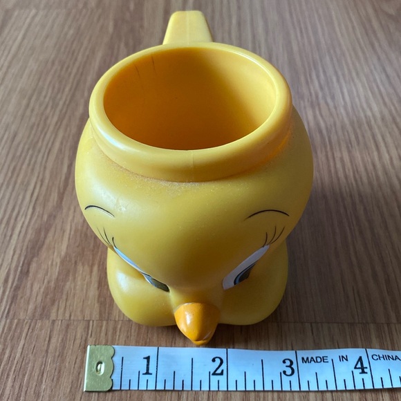 ❤️ Tweety Bird Looney Tunes Limited Edition Mug Cup NWOT - Picture 6 of 6